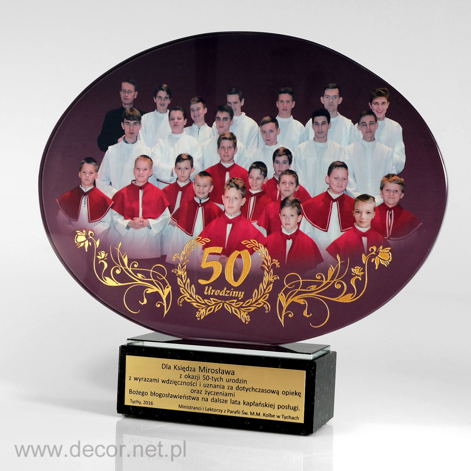 Statuetka - Prezent dla księdza z okazji 50 urodzin - Pamiątka od ministrantów
