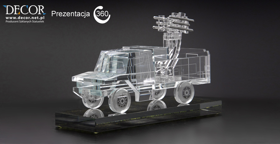 Szklana miniatura wozu bojowego – prezentacja 360