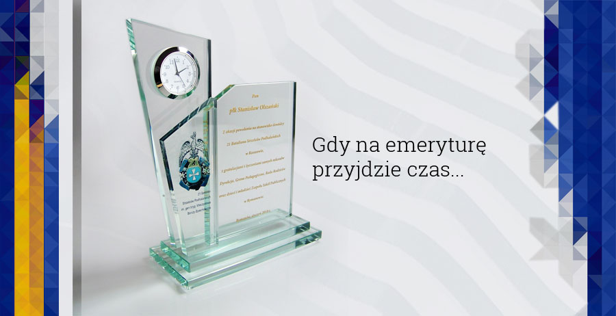 Awans lub emerytura. Pamiątka dla policjanta.