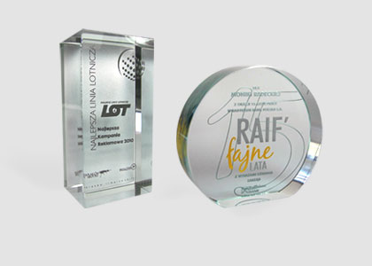 Pełna oferta szklanych bryłek i słupków