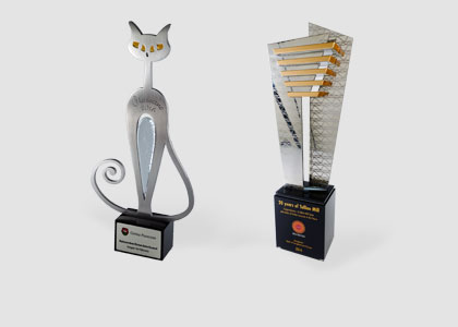 Pełna oferta statuetek z metalem