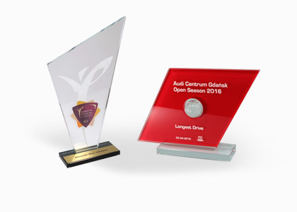 Pełna oferta szklanych plakietek